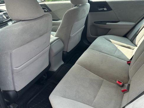 Used 2013 Honda Accord LX image 8