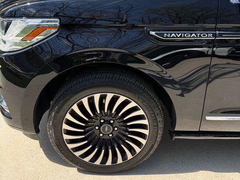 Used 2019 Lincoln Navigator L Black Label w/ Cargo Package image 5