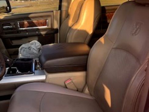 Used 2012 RAM 2500 Laramie w/ Protection Group image 8