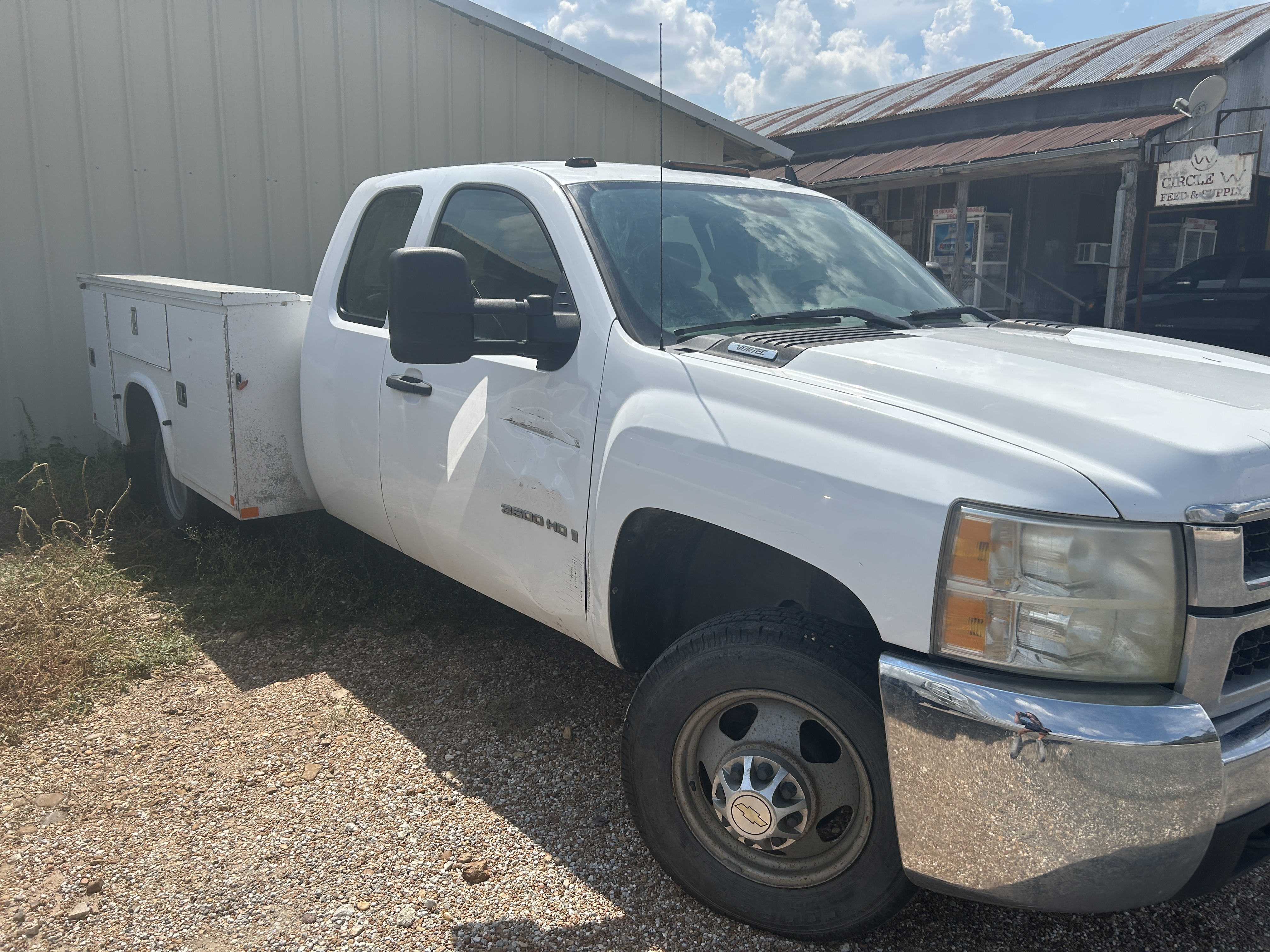 Used 2009 Chevrolet Silverado 3500 W/T RWD image 1
