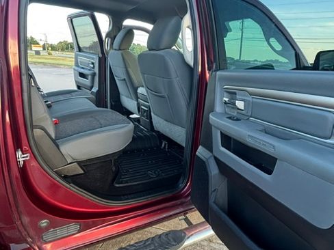 Used 2016 RAM 1500 Big Horn AWD/4WD image 16