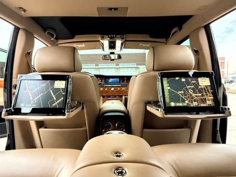 Used 2013 Rolls-Royce Phantom Sedan image 9