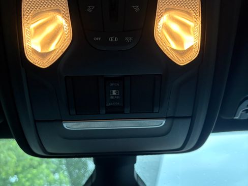 Used 2021 RAM 1500 Big Horn AWD/4WD image 23