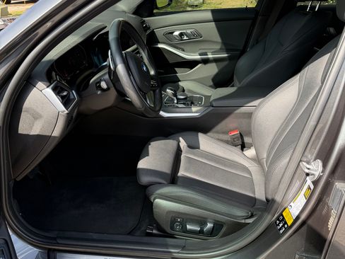 Used 2020 BMW 330i xDrive Sedan w/ Convenience Package image 8