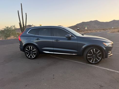 Used 2021 Volvo XC60 T6 Inscription AWD/4WD image 5