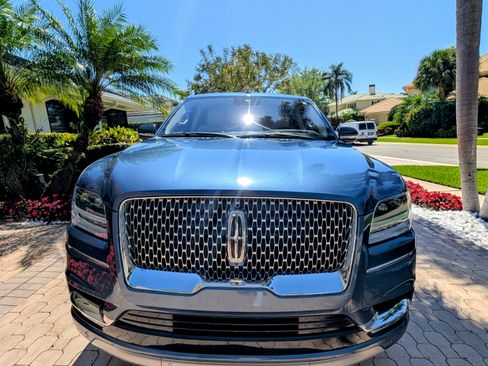 Used 2020 Lincoln Navigator Reserve w/ Luxury Package image 6