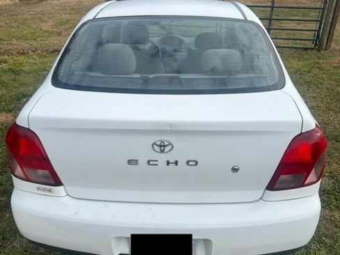 Used 2001 Toyota Echo Coupe image 1
