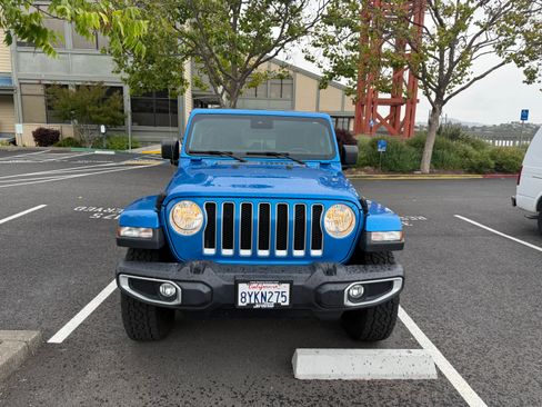 Used 2021 Jeep Wrangler Unlimited Sahara w/ Safety Group AWD/4WD image 8