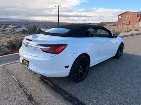 Used 2019 Buick Cascada Premium image 17