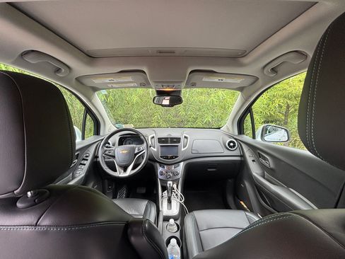 Used 2015 Chevrolet Trax LTZ AWD/4WD image 18