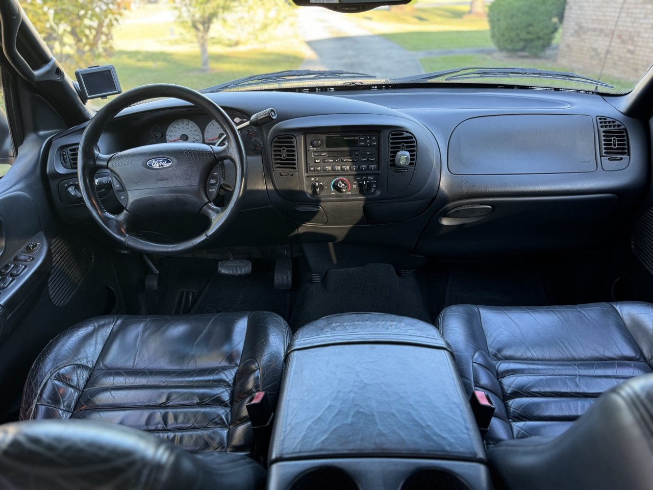 Used 2001 Ford F150 Harley-Davidson RWD image 12
