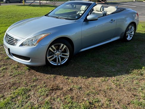 Used 2010 INFINITI G37 Sport w/ Premium Pkg image 13