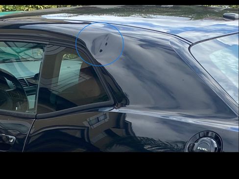 Used 2014 Dodge Challenger R/T image 9