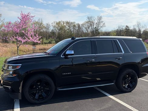 Used 2017 Chevrolet Tahoe Premier image 11