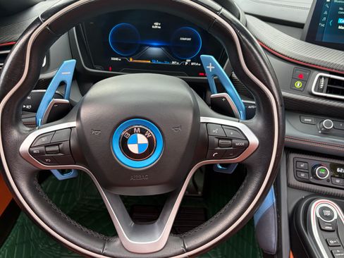 Used 2019 BMW i8 Roadster AWD/4WD image 18