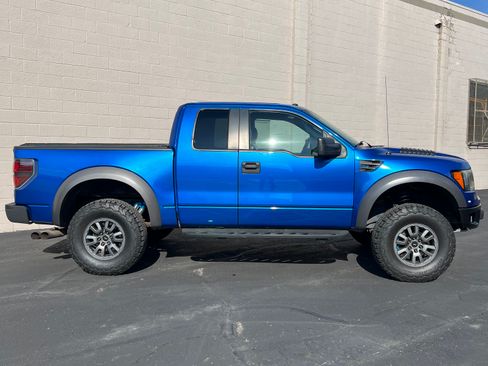 Used 2010 Ford F150 Raptor image 2