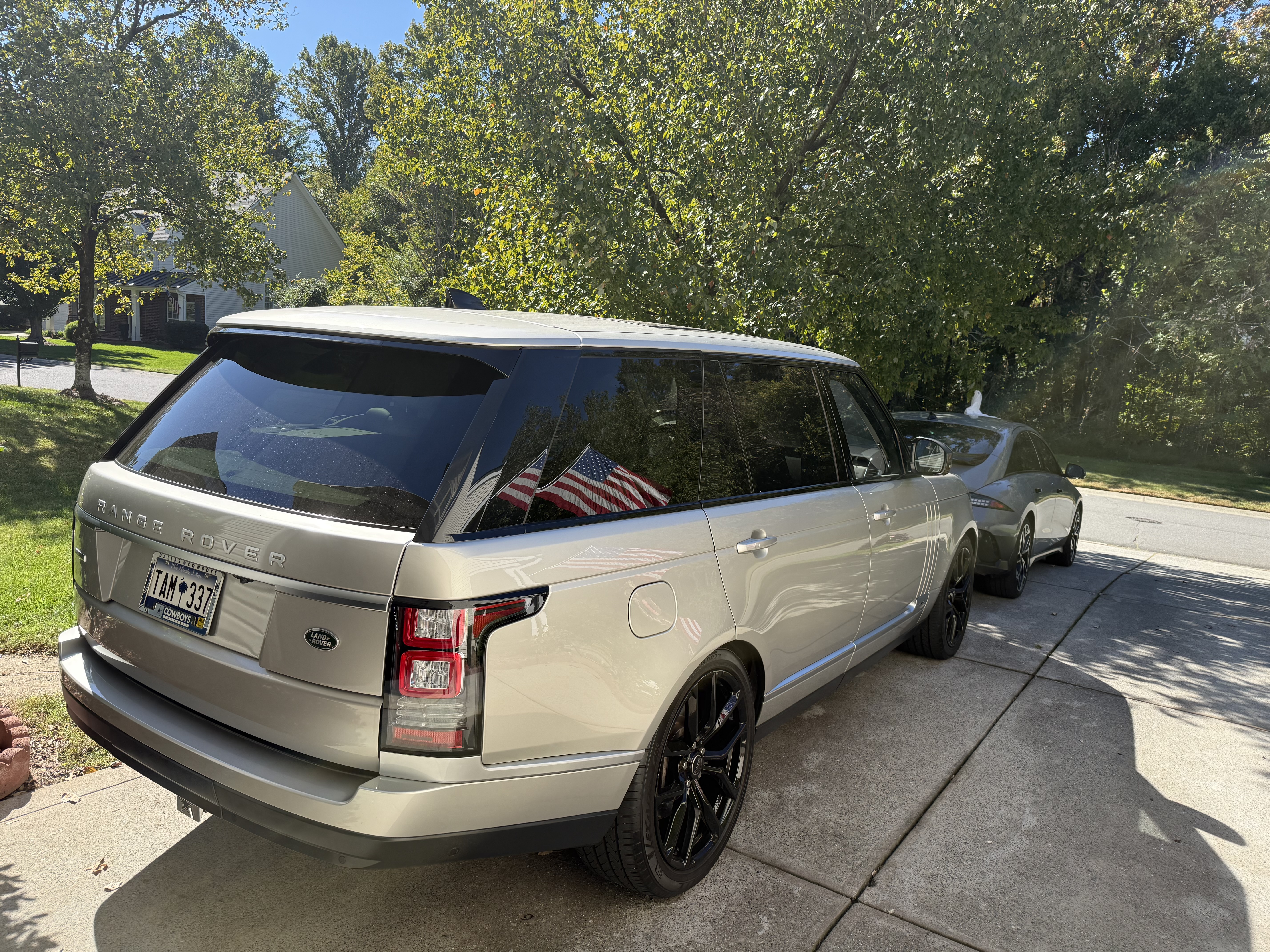 Used 2017 Land Rover Range Rover Long Wheelbase Supercharged AWD/4WD image 12