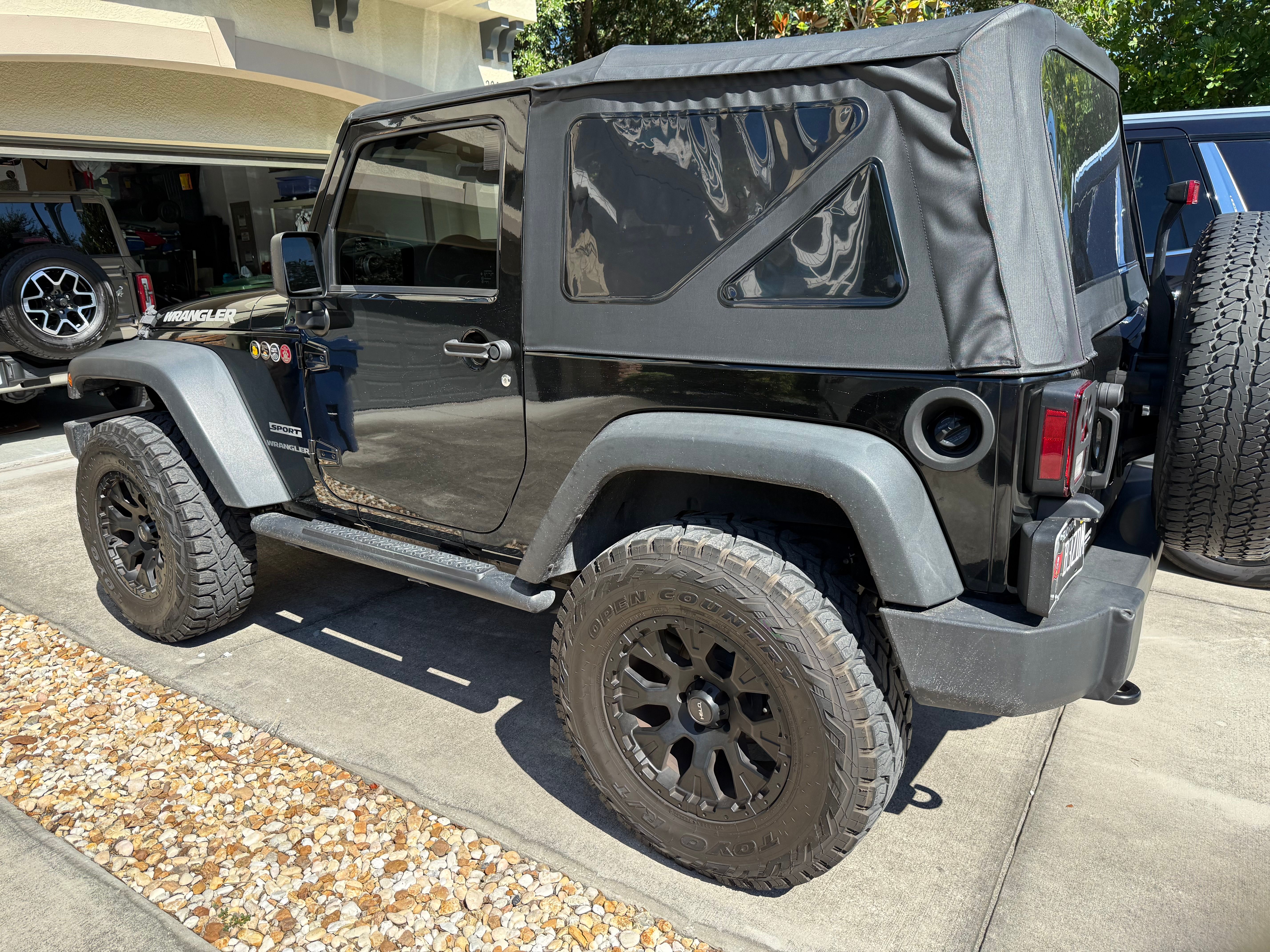 Used 2015 Jeep Wrangler Sport AWD/4WD image 13