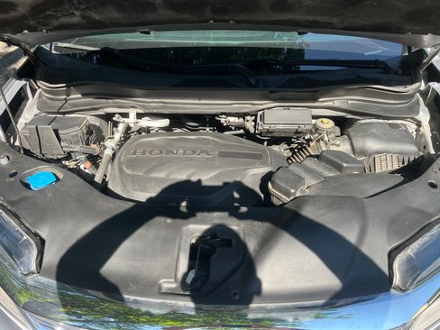 Used 2021 Honda Pilot Touring image 21