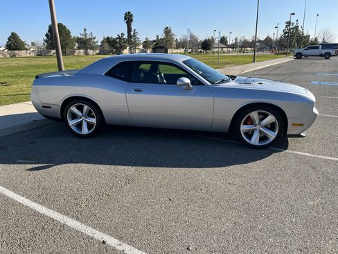 Used 2010 Dodge Challenger SRT8 w/ SRT Option Group II image 6