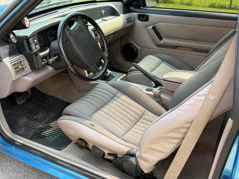 Used 1992 Ford Mustang LX RWD image 6