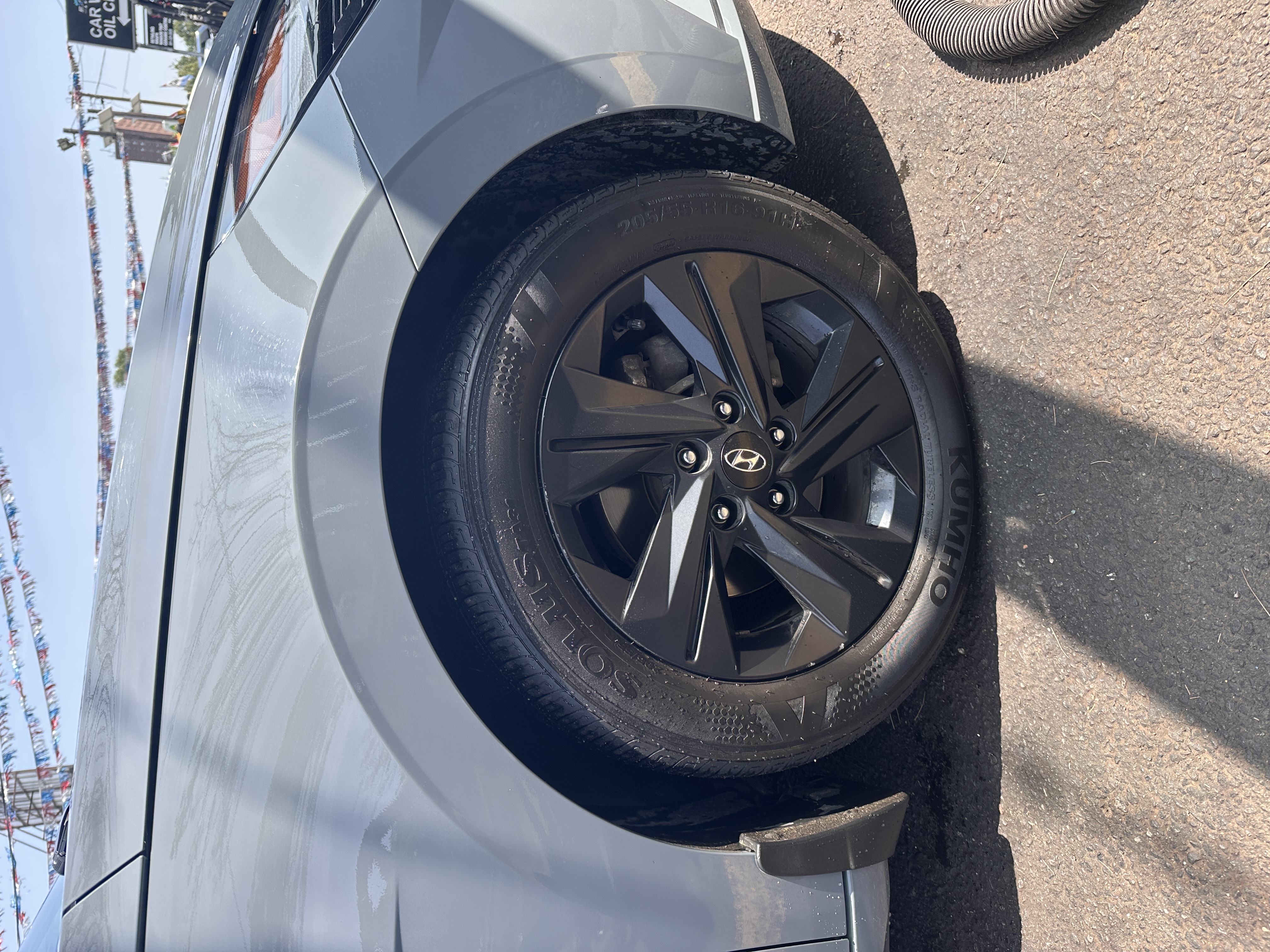 Used 2023 Hyundai Elantra SEL FWD image 9