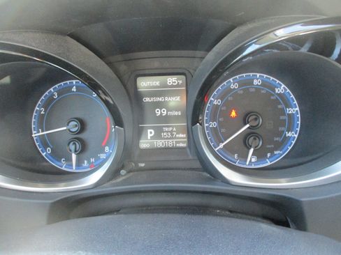 Used 2015 Toyota Corolla S image 16