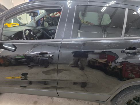 Used 2021 Chevrolet Trax LT w/ Driver Confidence Package image 6