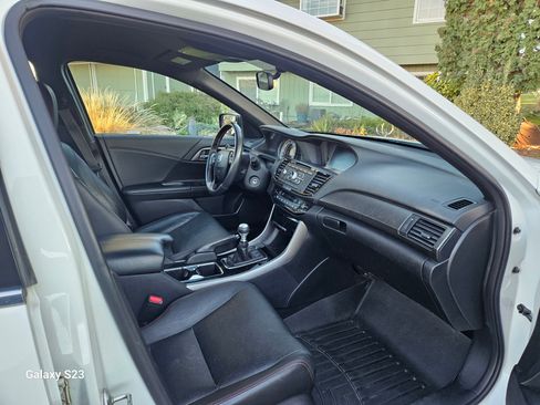 Used 2017 Honda Accord Sport Special Edition image 6