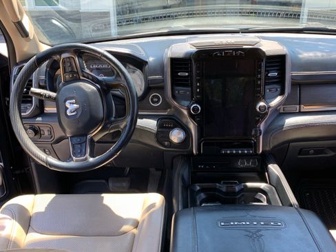 Used 2019 RAM 1500 Limited RWD image 12