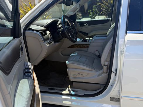 Used 2015 GMC Yukon XL Denali AWD/4WD image 9