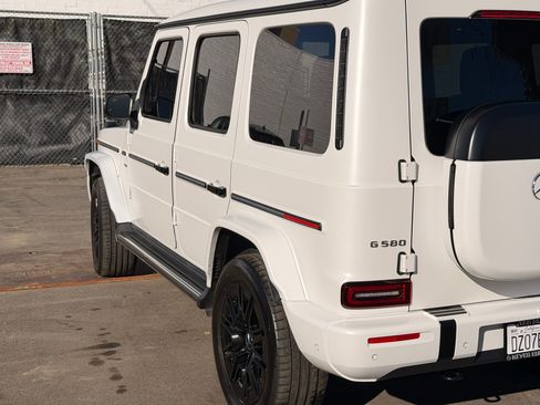 Used 2025 Mercedes-Benz G 580 w/ EQ Technology image 10