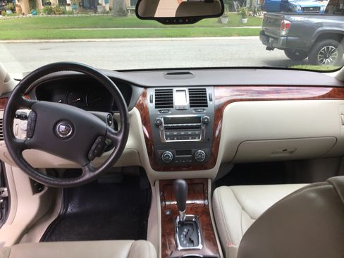 Used 2007 Cadillac DTS Luxury I FWD image 11