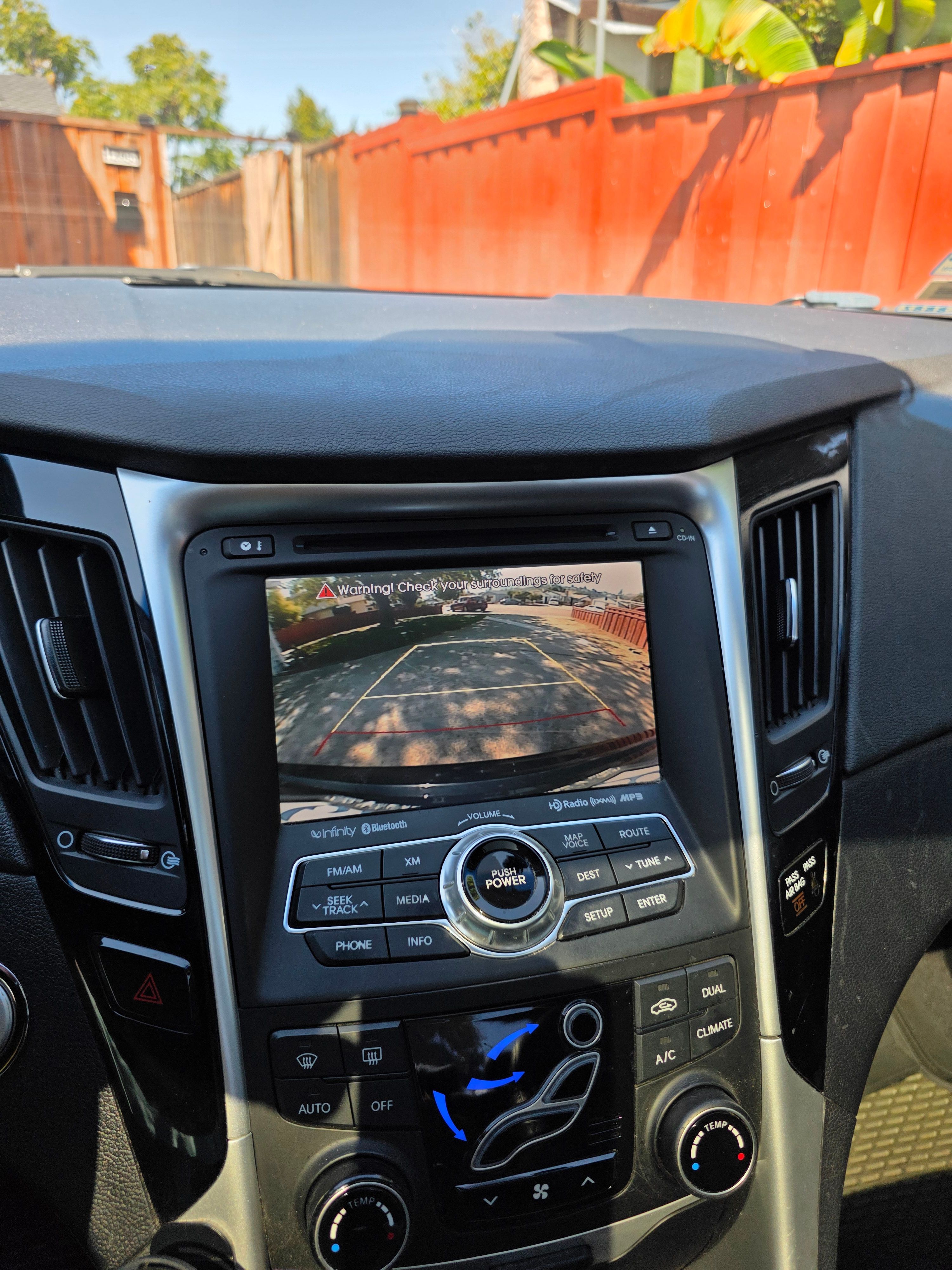 Used 2013 Hyundai Sonata Limited w/ Premium Pkg FWD image 13