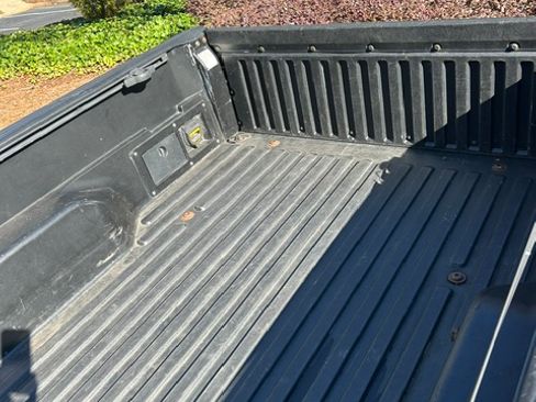 Used 2013 Toyota Tacoma 4x4 Access Cab V6 w/ TRD Off-Road Pkg image 9