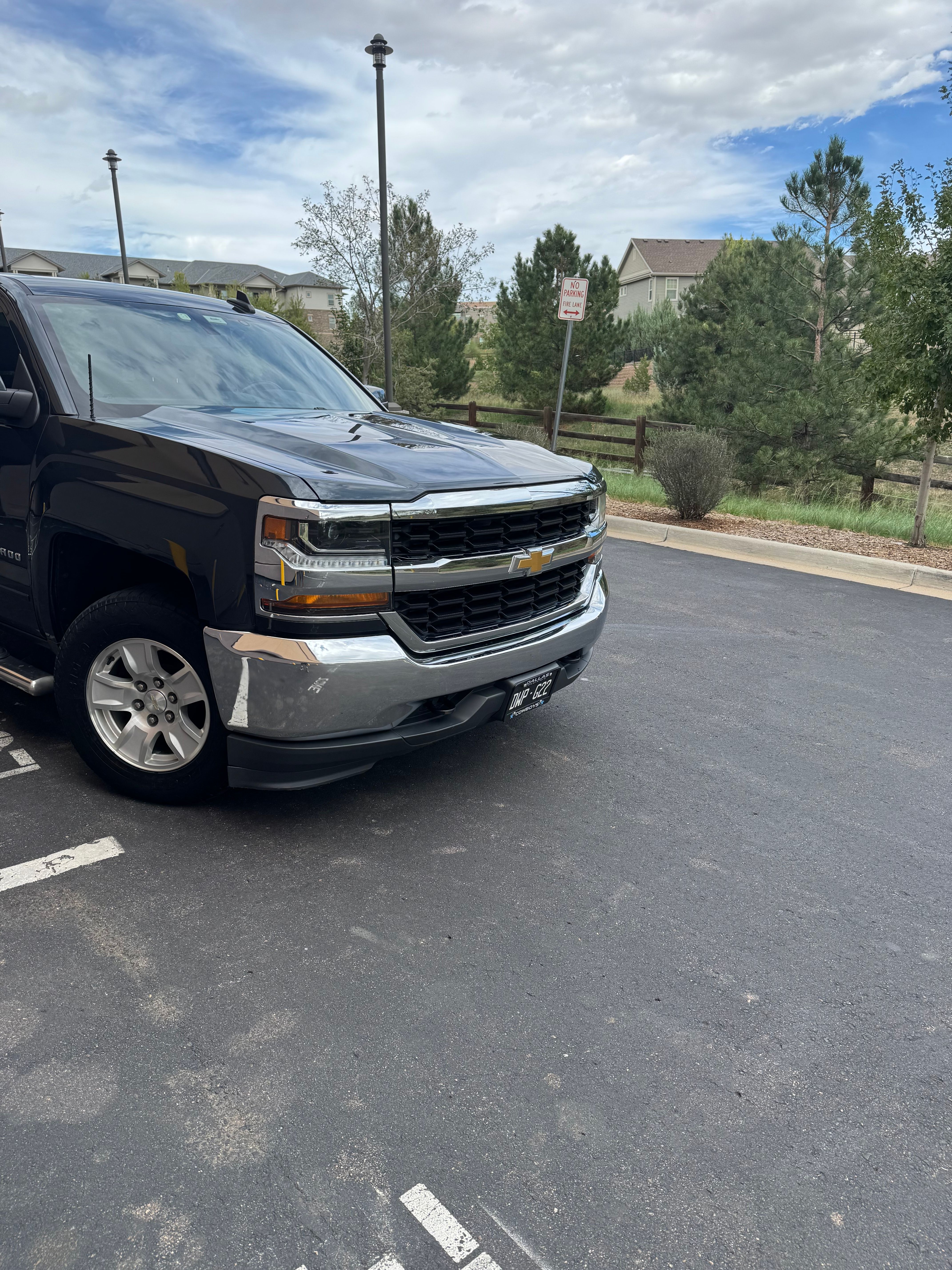 Used 2018 Chevrolet Silverado 1500 LT AWD/4WD image 4