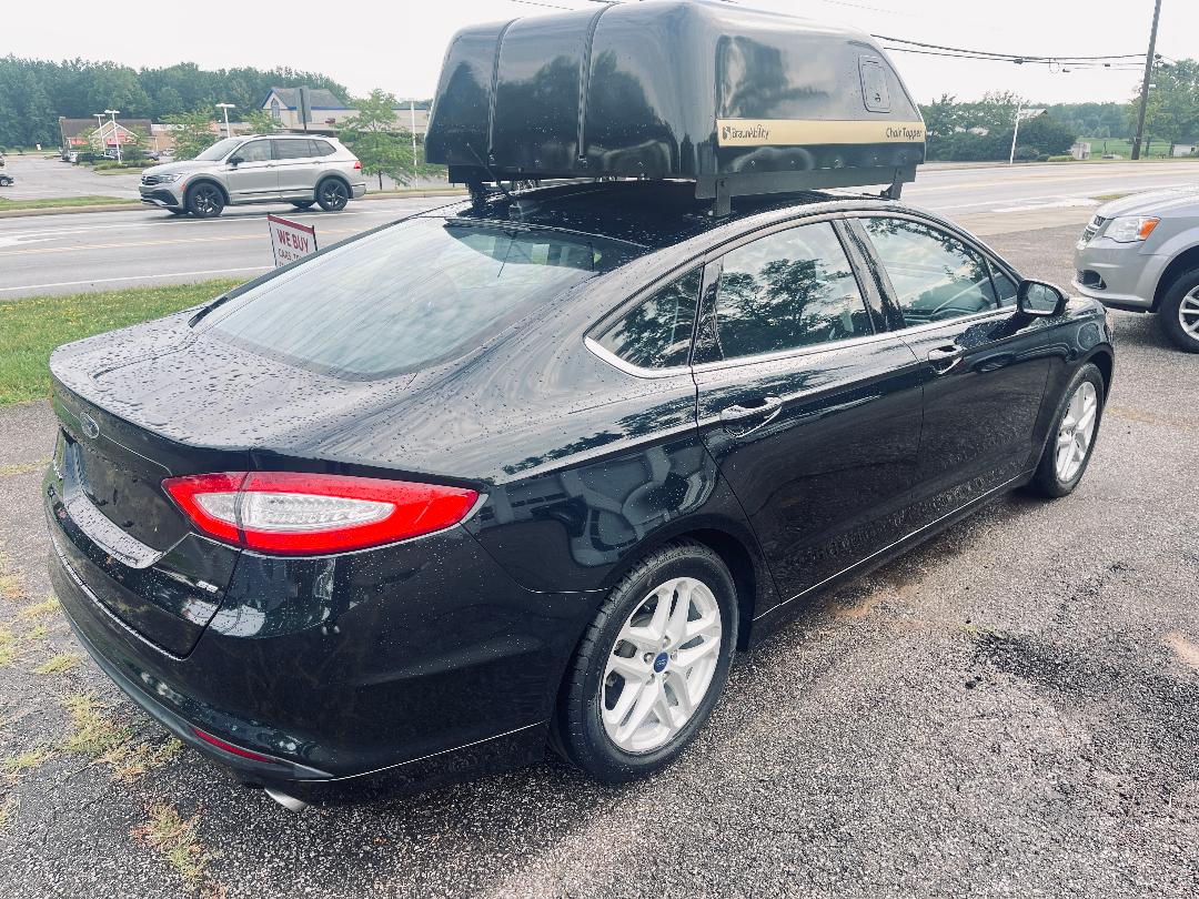 Used 2014 Ford Fusion SE FWD image 1