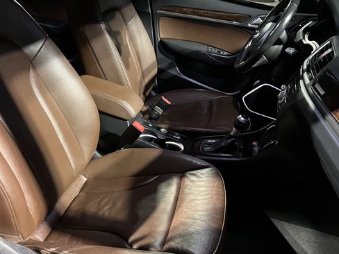 Used 2017 Audi Q3 2.0T Prestige w/ Prestige Package image 8