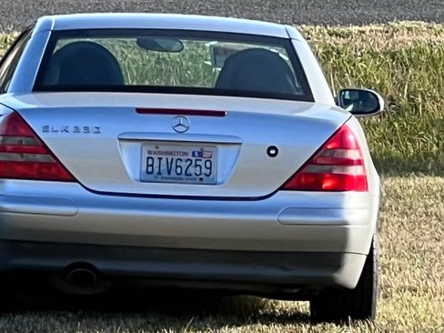 Used 1998 Mercedes-Benz SLK 230 image 11