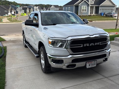 Used 2020 RAM 1500 Big Horn AWD/4WD image 1