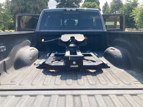 Used 2020 RAM 3500 Laramie w/ Night Edition image 8