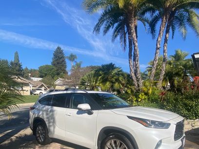 Used 2023 Toyota Highlander Platinum