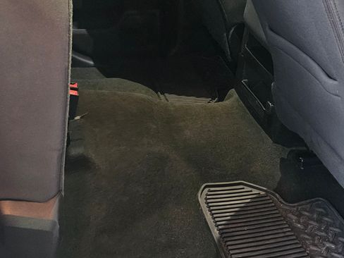 Used 2018 Chevrolet Silverado 1500 LT w/ All Star Edition image 16