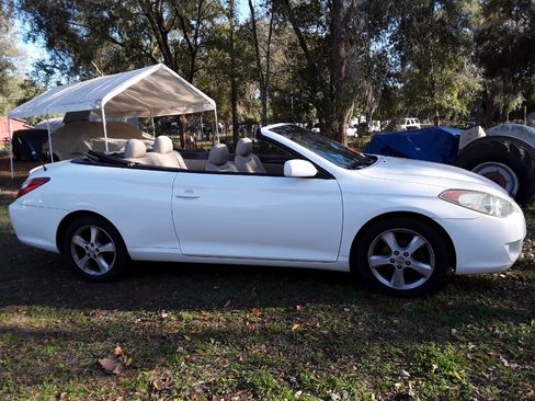 Used 2004 Toyota Solara SLE image 4