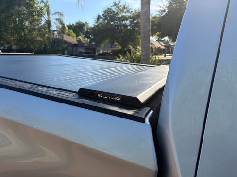 Used 2019 GMC Sierra 1500 SLT w/ SLT Premium Plus Package RWD image 20