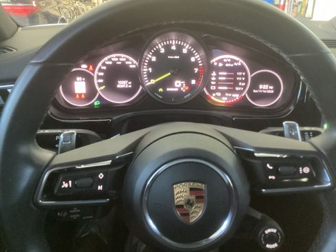 Used 2022 Porsche Panamera 4 E-Hybrid AWD/4WD image 6