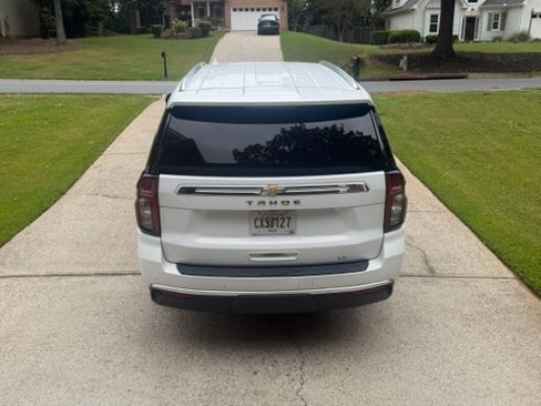 Used 2021 Chevrolet Tahoe LT RWD image 18