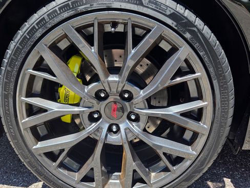 Used 2019 Subaru WRX STI image 8