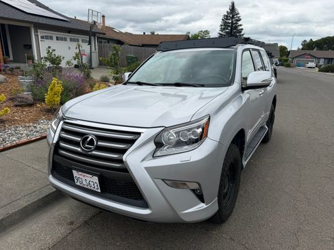 Used 2019 Lexus GX 460 Premium AWD/4WD image 6