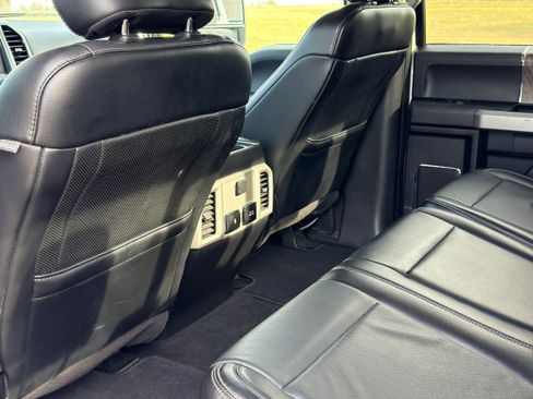 Used 2019 Ford F350 Lariat w/ Lariat Ultimate Package image 11